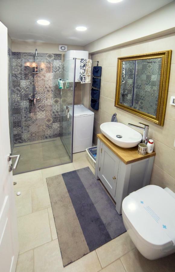 Emma Appartment Porec Exterior photo